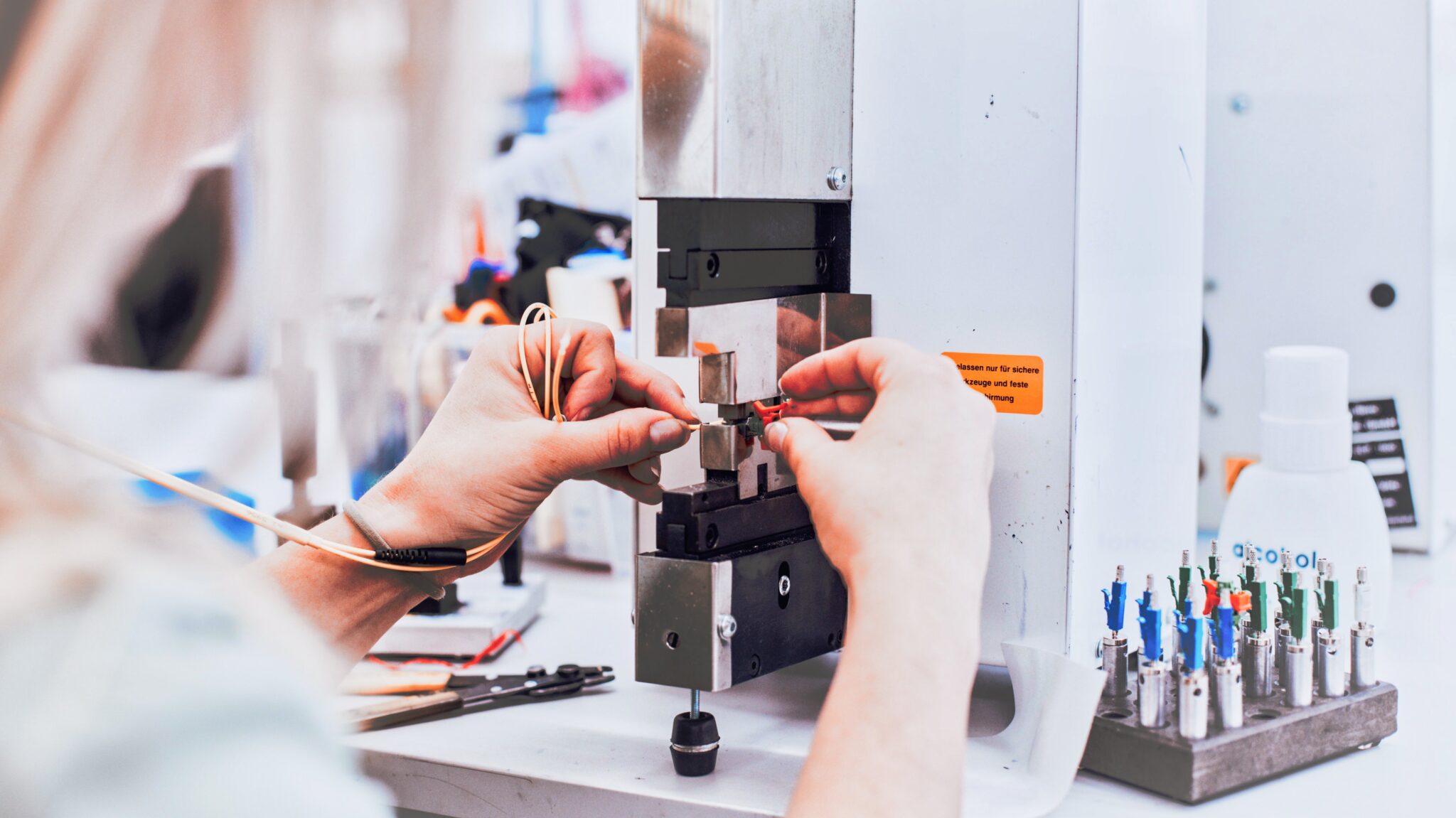 Is Precise + Easy-to-Use Robot Programming Possible? - RoboDK blog