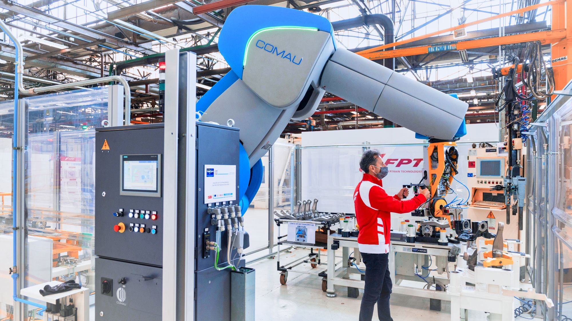 10 Industrial That Lead the - RoboDK blog