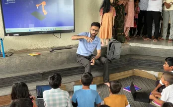 School kids learning RoboDK